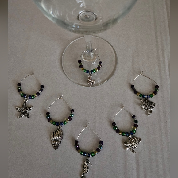 Handmade 6 piece wine charm sets - Picture 2 of 3